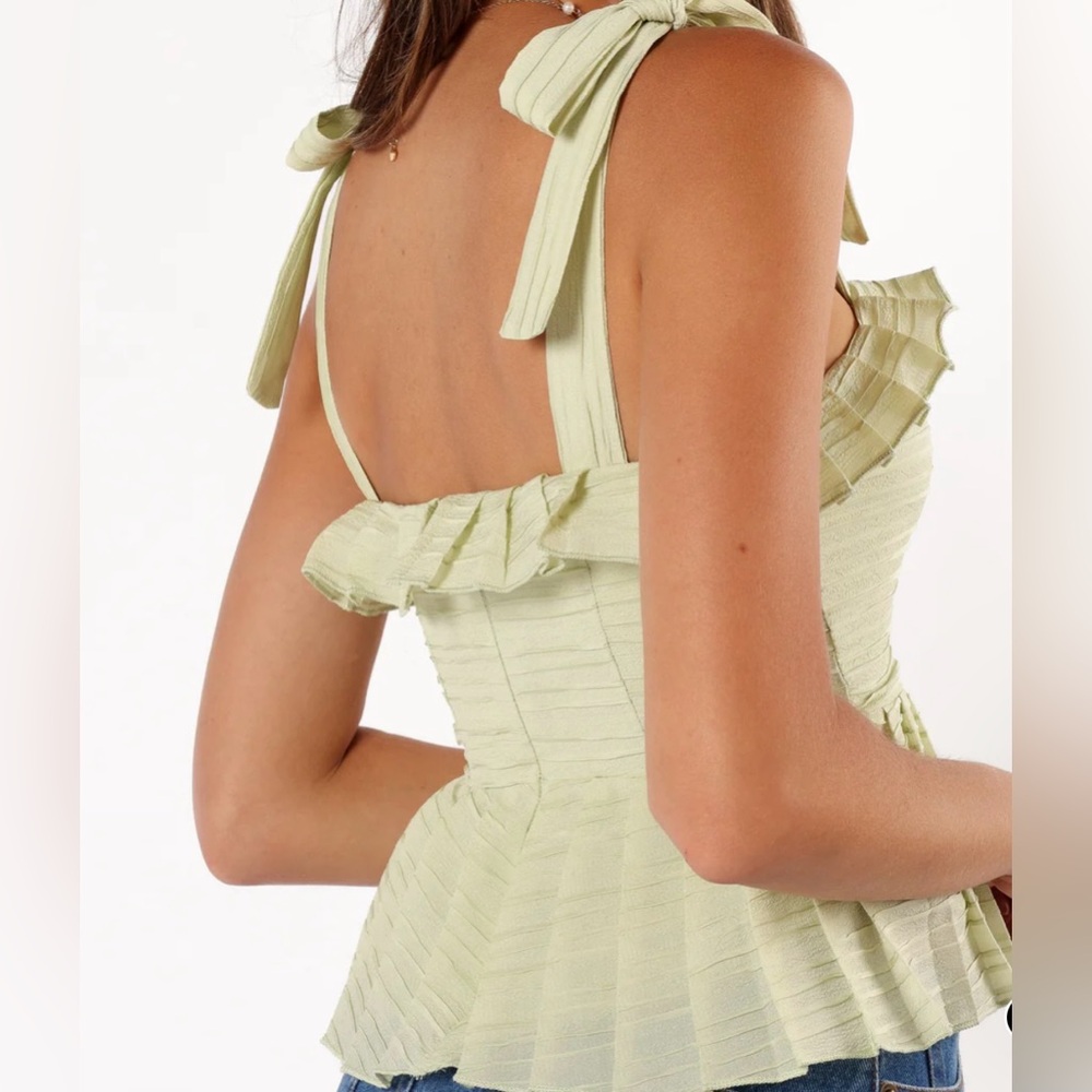 MARBLE Green Ruffled Smocked Tank Top M - Picture 2 of 10